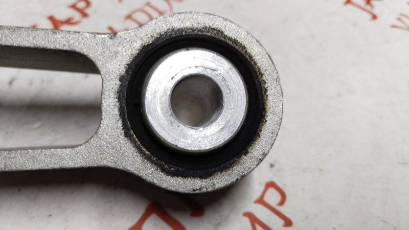 Подушка двигателя, 2000 рублей, Владимир