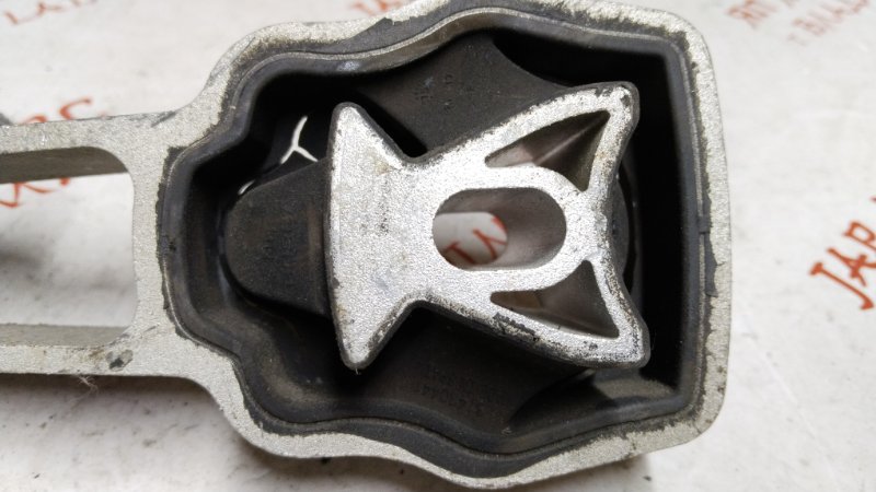 Подушка двигателя, 2000 рублей, Владимир