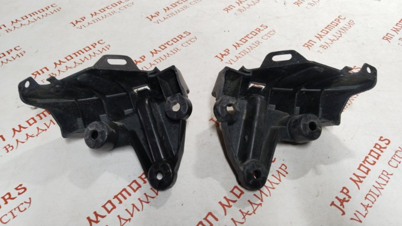 Крепление бампера, 1000 рублей, Владимир