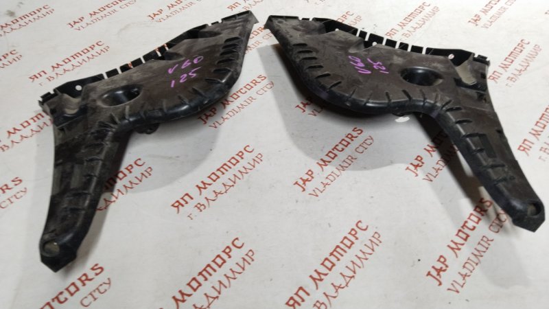 Крепление бампера, 1000 рублей, Владимир