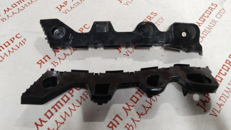 Крепление бампера, 1000 рублей, Владимир