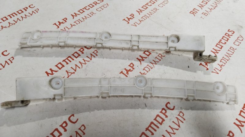 Крепление бампера, 1000 рублей, Владимир