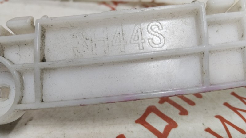 Крепление бампера, 1000 рублей, Владимир