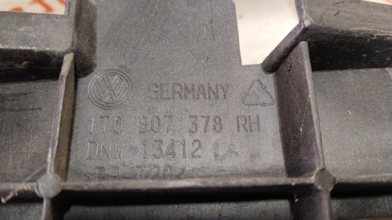 Крепление бампера, 1000 рублей, Владимир