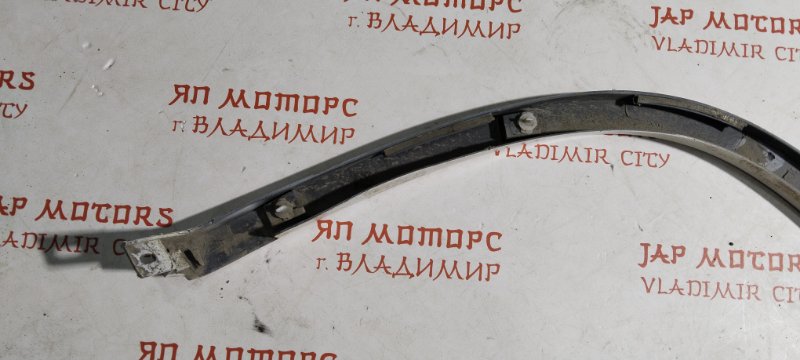 Арка крыла, 2000 рублей, Владимир