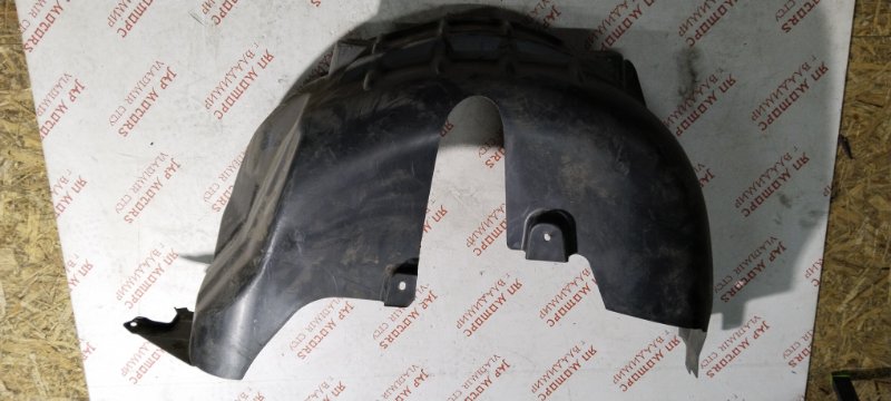 Подкрылок, 2000 рублей, Владимир