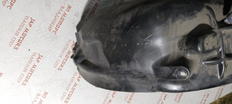 Подкрылок, 2000 рублей, Владимир