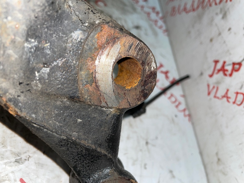 Кулак поворотный, 7000 рублей, Владимир