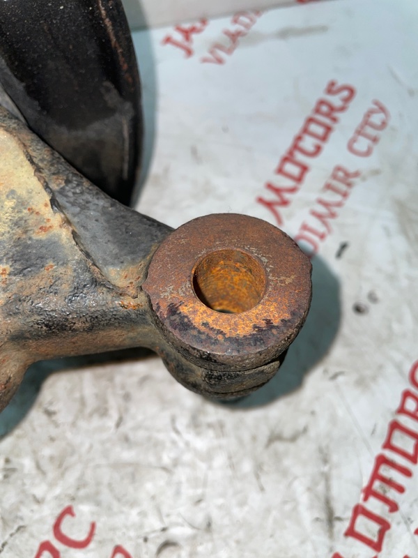 Кулак поворотный, 3000 рублей, Владимир