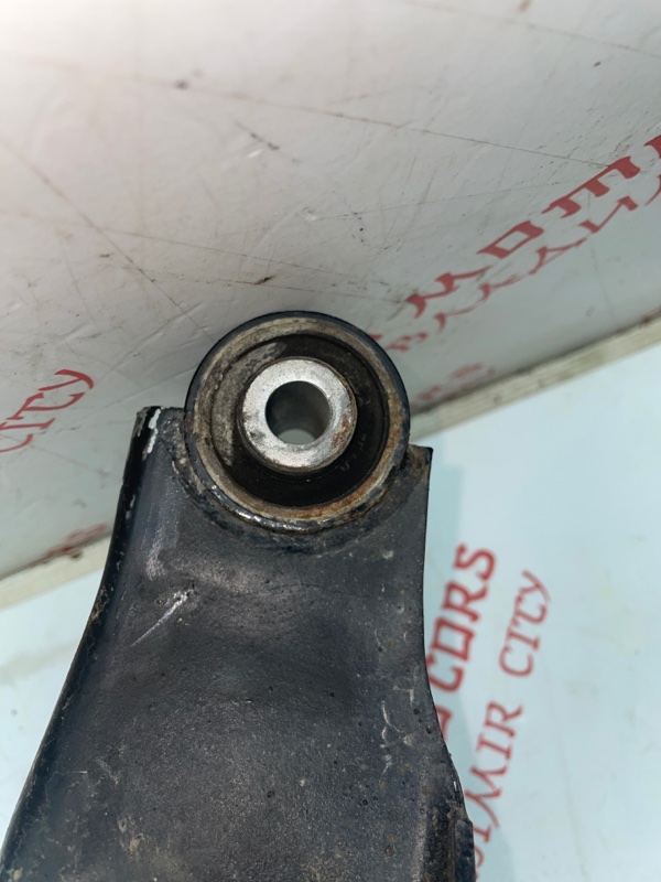 Рычаг подвески нижний, 2000 рублей, Владимир