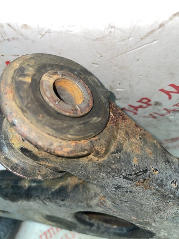 Рычаг подвески нижний, 3500 рублей, Владимир