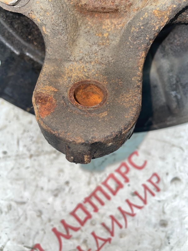 Кулак поворотный, 10000 рублей, Владимир