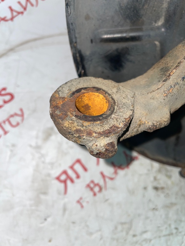 Кулак поворотный, 3500 рублей, Владимир