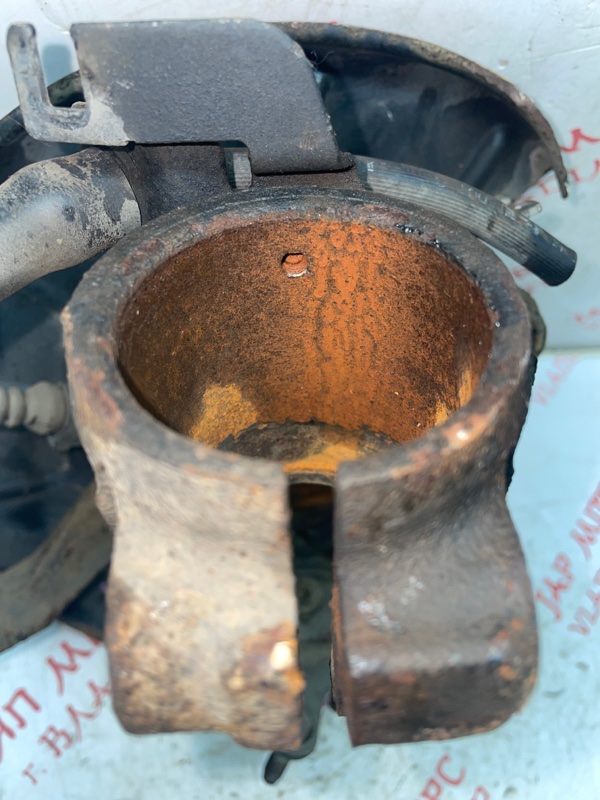 Кулак поворотный, 3500 рублей, Владимир