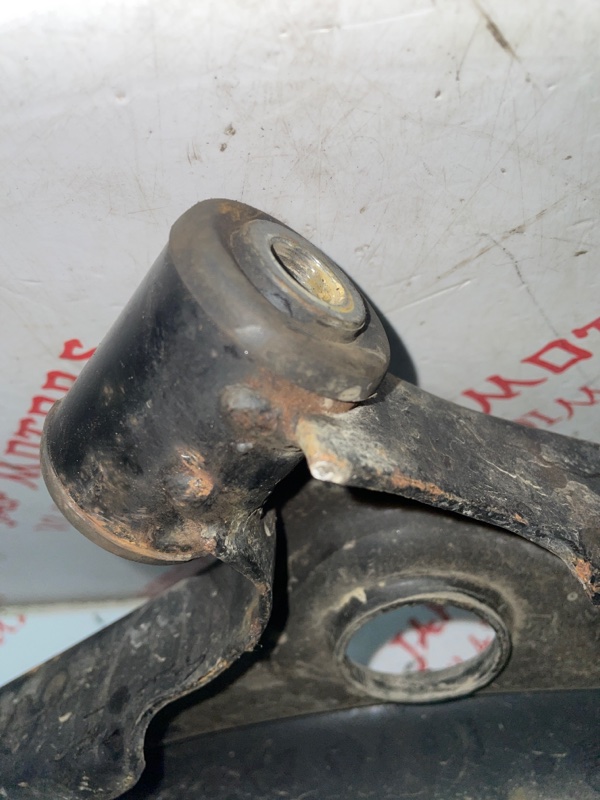 Рычаг подвески нижний, 1500 рублей, Владимир