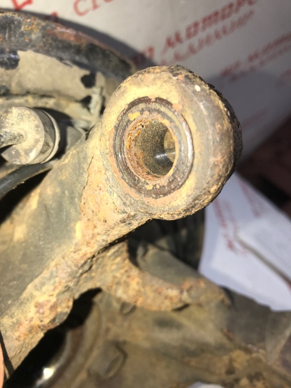 Кулак поворотный, 2500 рублей, Владимир