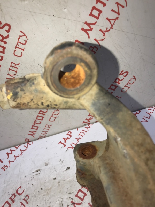 Кулак поворотный, 2500 рублей, Владимир