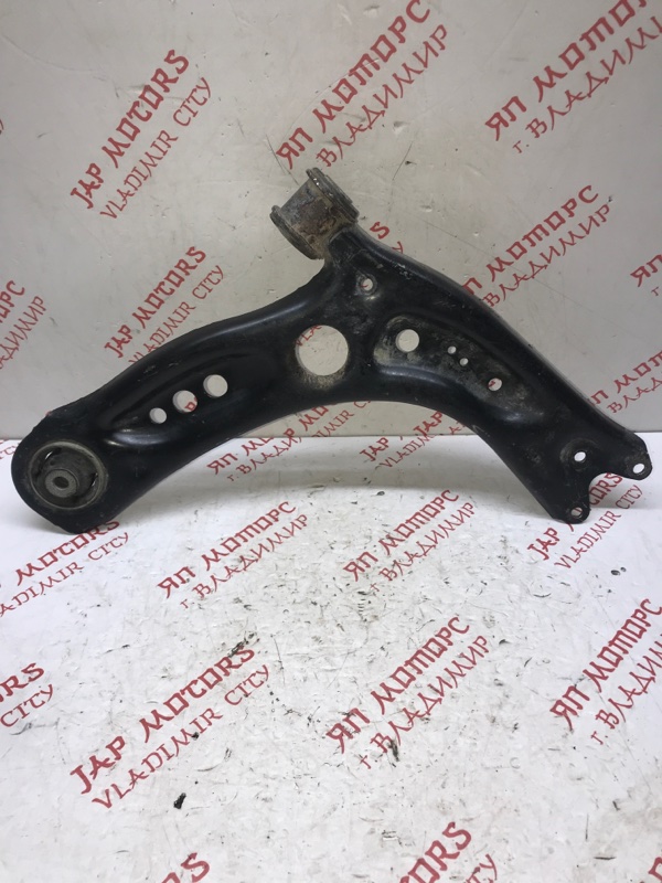 Рычаг подвески нижний, 2000 рублей, Владимир