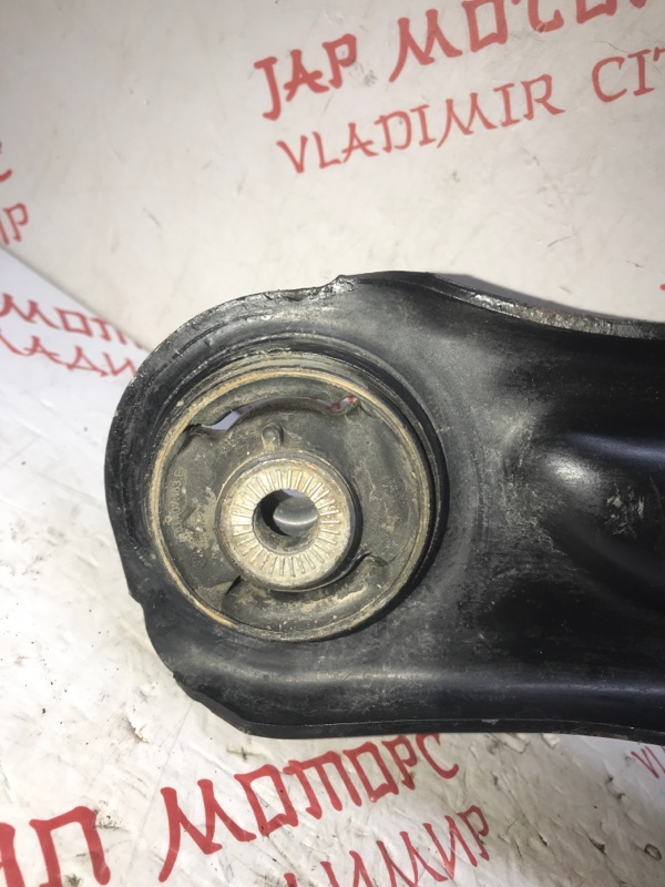 Рычаг подвески нижний, 2000 рублей, Владимир