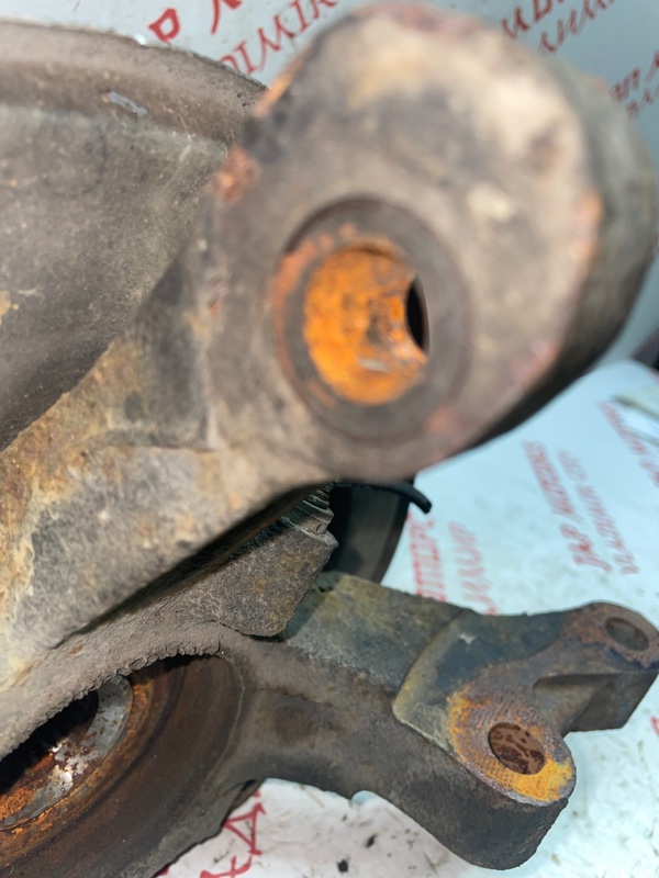 Кулак поворотный, 3000 рублей, Владимир