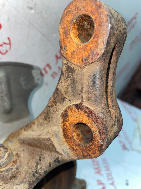 Кулак поворотный, 2500 рублей, Владимир