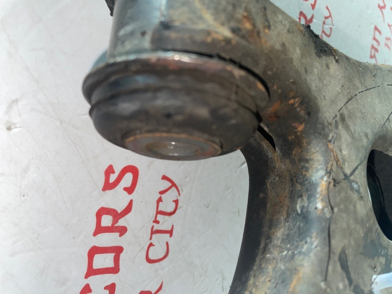 Рычаг подвески нижний, 3000 рублей, Владимир