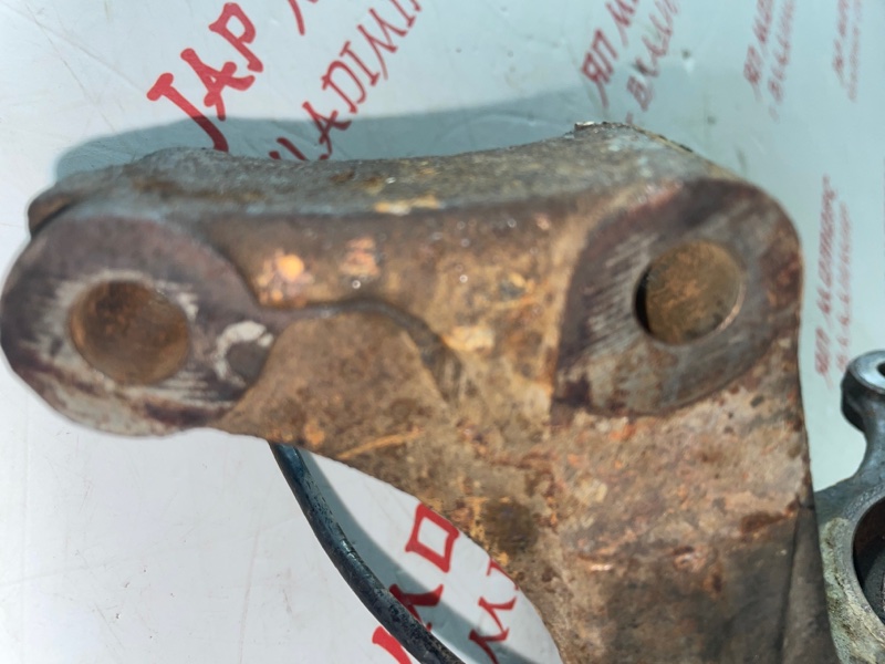 Кулак поворотный, 15000 рублей, Владимир