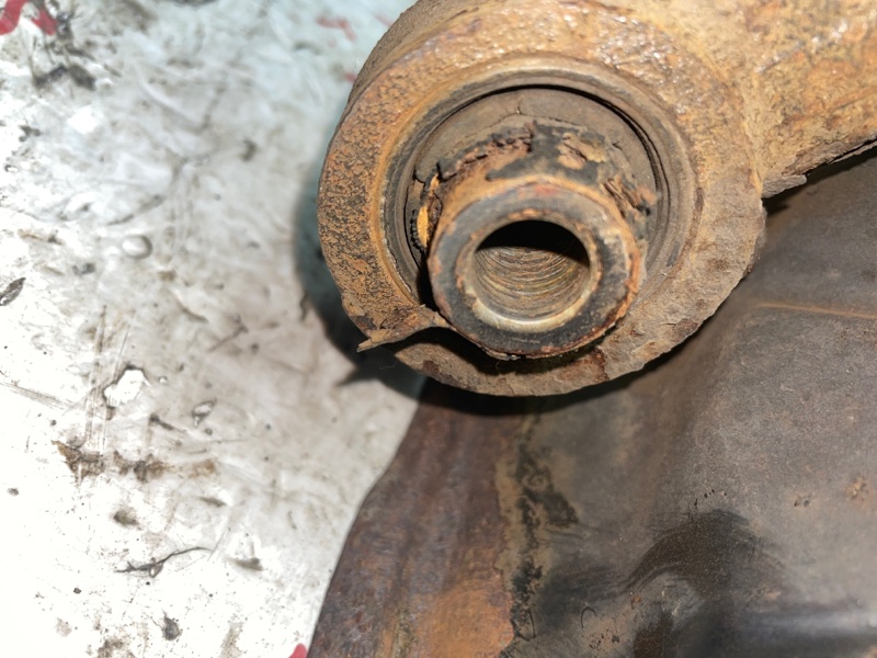 Кулак поворотный, 4000 рублей, Владимир