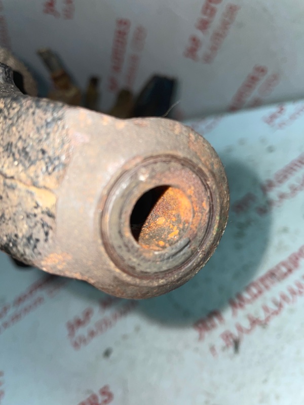 Кулак поворотный, 2000 рублей, Владимир