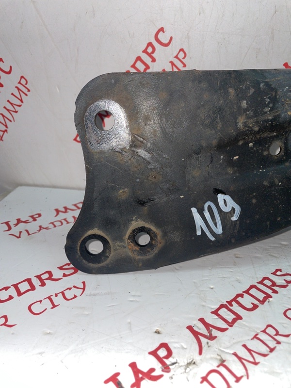 Рычаг подвески верхний, 2500 рублей, Владимир