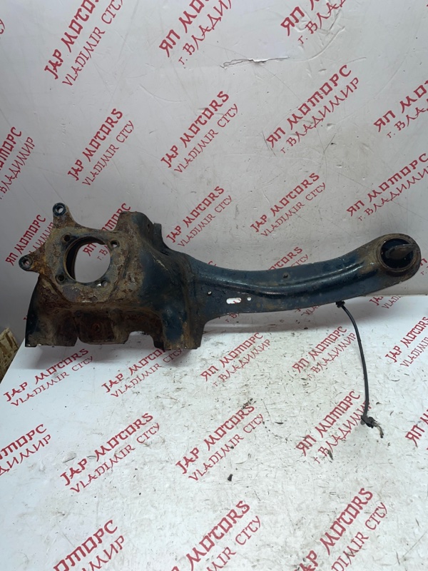 Рычаг подвески нижний, 2000 рублей, Владимир