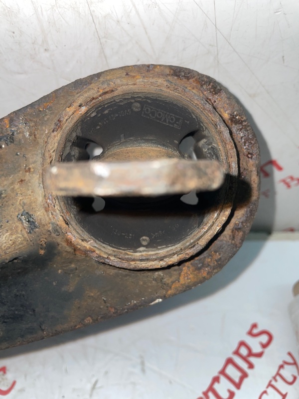 Рычаг подвески нижний, 2000 рублей, Владимир