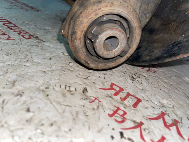 Кулак поворотный, 3000 рублей, Владимир