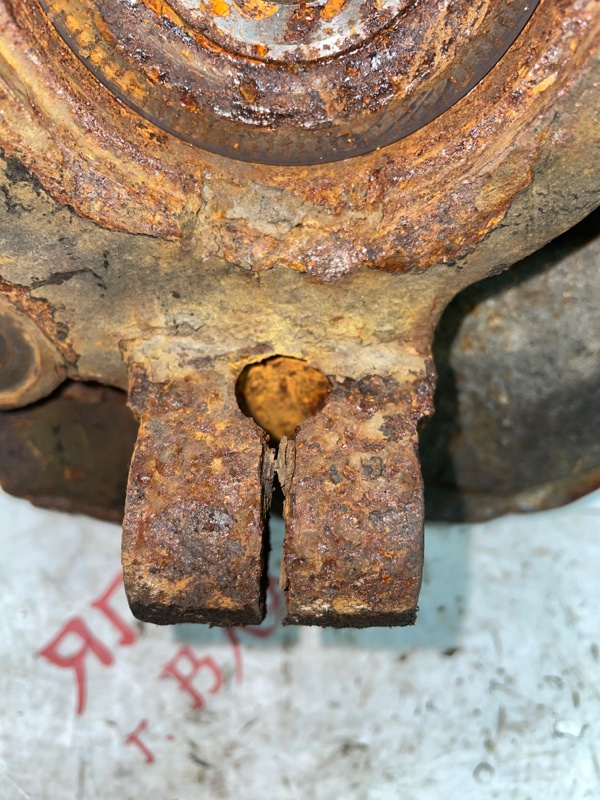 Кулак поворотный, 2500 рублей, Владимир