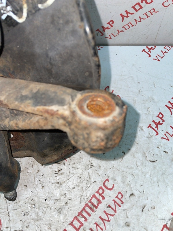 Кулак поворотный, 3000 рублей, Владимир