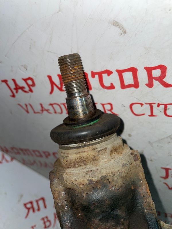 Кулак поворотный, 3000 рублей, Владимир