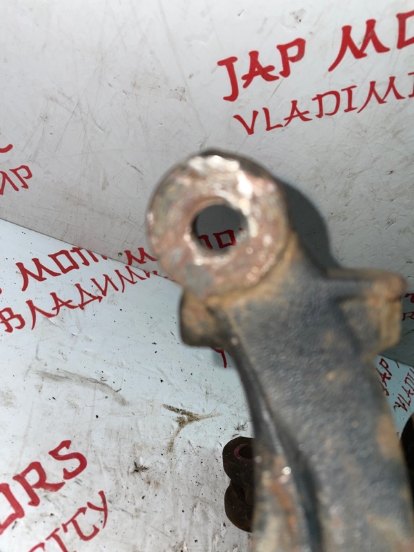 Кулак поворотный, 3000 рублей, Владимир