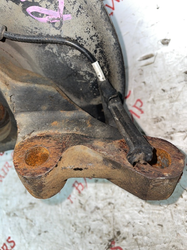 Кулак поворотный, 3000 рублей, Владимир