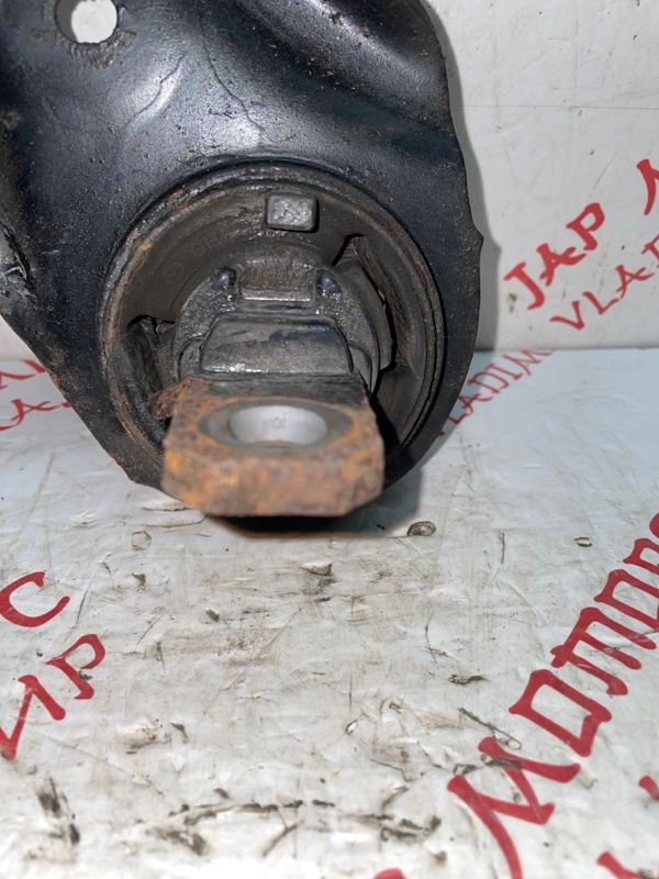 Рычаг подвески нижний, 2000 рублей, Владимир