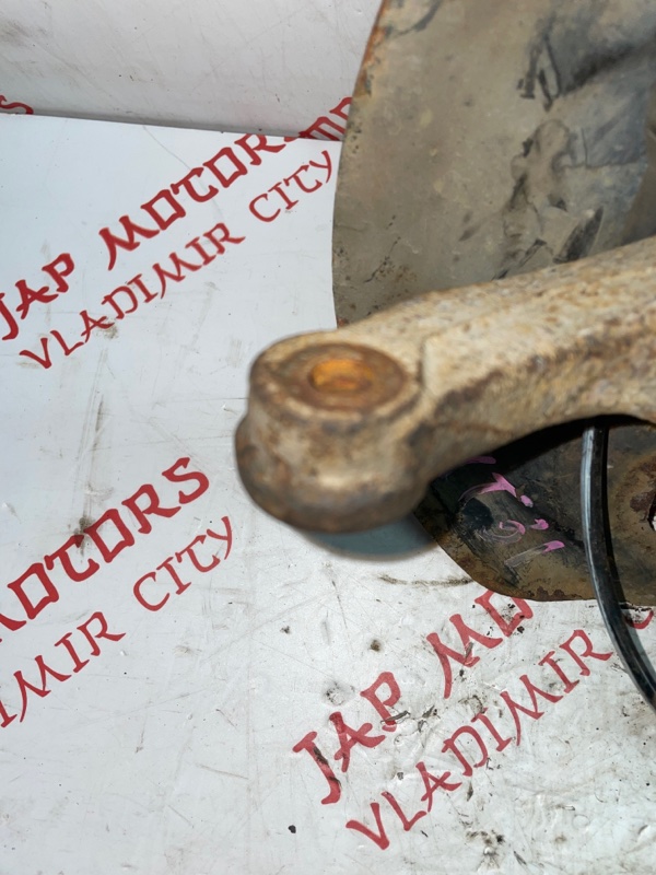 Кулак поворотный, 2500 рублей, Владимир