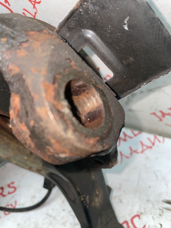 Кулак поворотный, 3000 рублей, Владимир