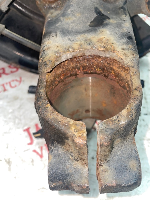 Кулак поворотный, 3000 рублей, Владимир