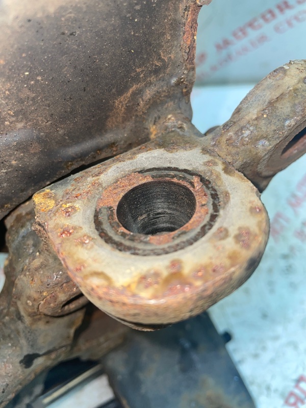 Кулак поворотный, 3000 рублей, Владимир