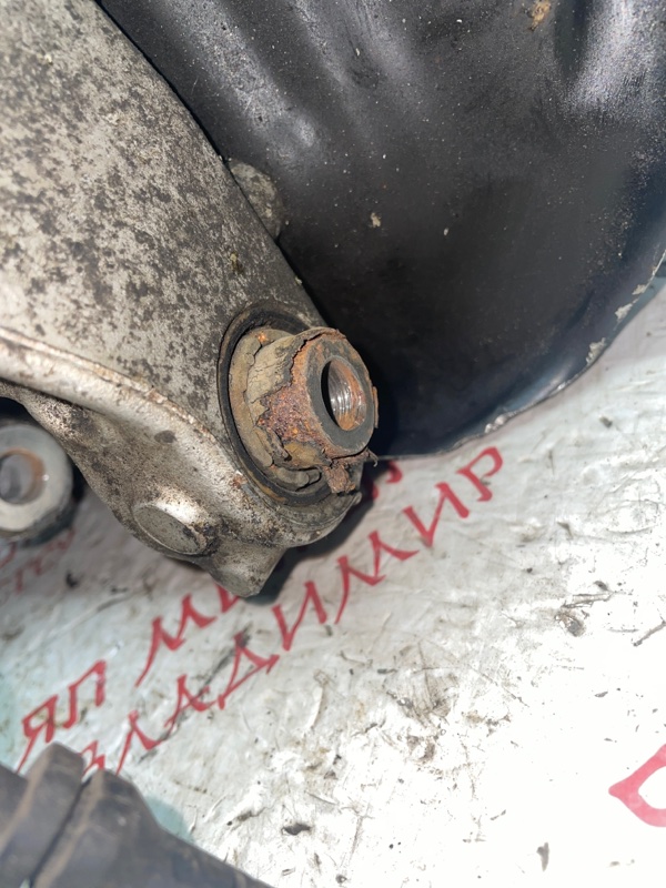 Кулак поворотный, 3000 рублей, Владимир