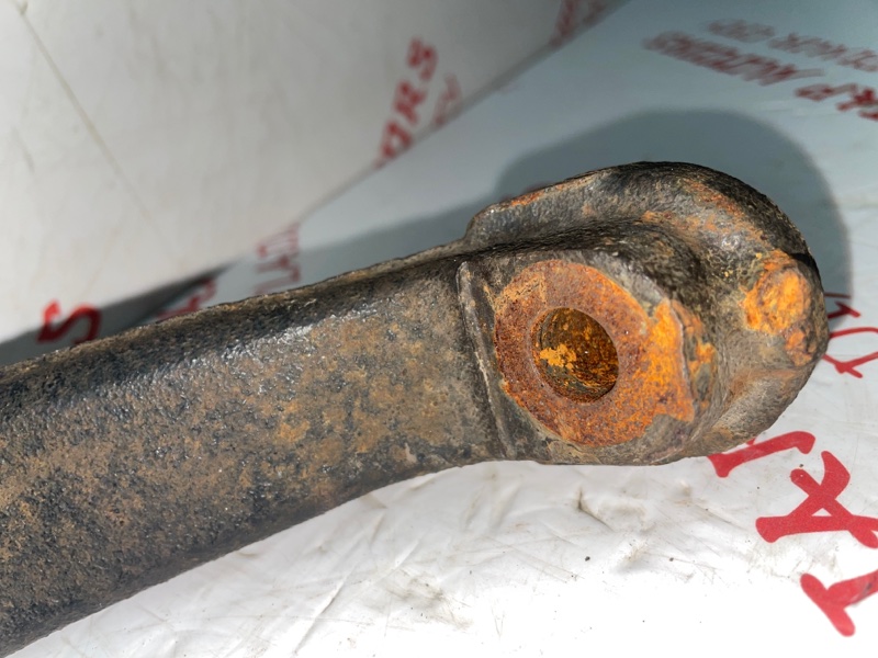 Кулак поворотный, 3500 рублей, Владимир