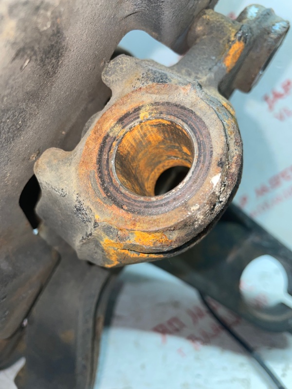 Кулак поворотный, 4500 рублей, Владимир