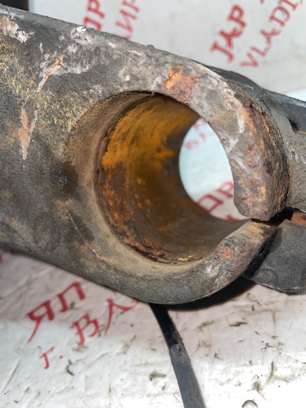 Кулак поворотный, 4500 рублей, Владимир