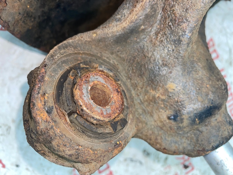 Кулак поворотный, 5500 рублей, Владимир