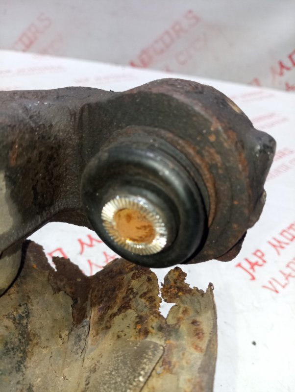 Кулак поворотный, 6000 рублей, Владимир