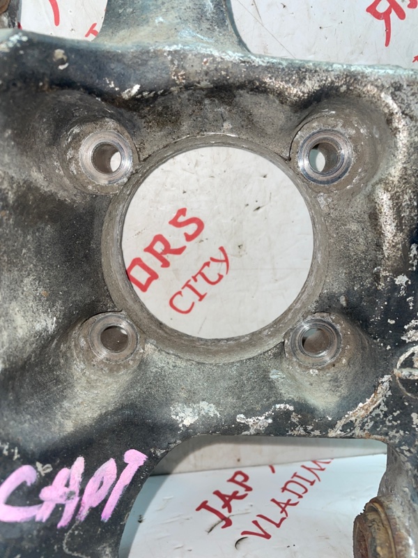 Кулак поворотный, 5500 рублей, Владимир